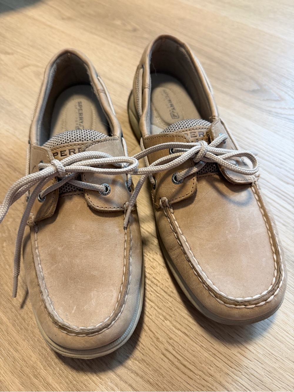 Sperry Women’s Beige/Tan Leather Boat Shoes